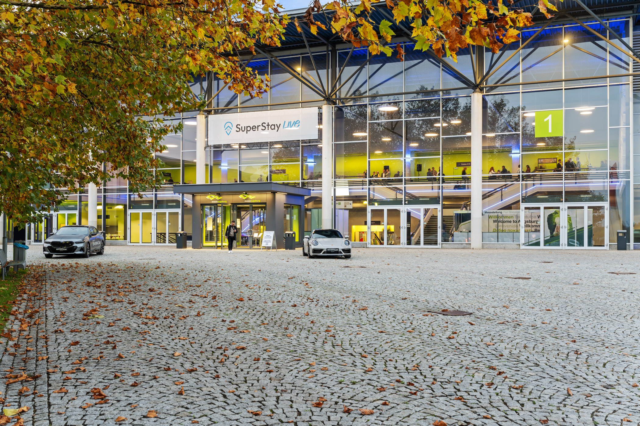 Messe besuchen